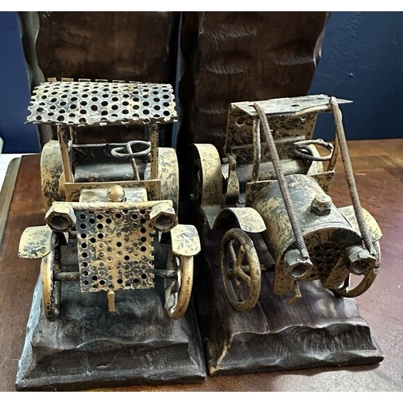 Vintage Wooden Bookends with Metal Sculptured Cars dark wooden base - Picture 6 of 11